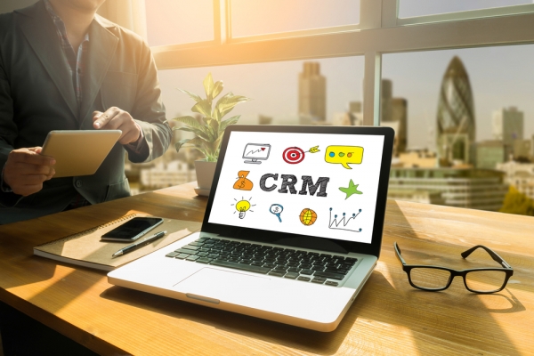 CRM FEATURES AND FUNCTIONS IN TRAVEL INDUSTRY